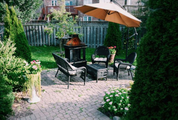 The art of curating outdoor spaces: from patios to luxurious gardens